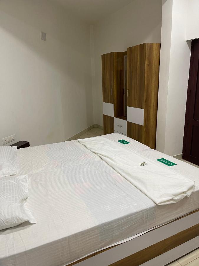Pmr Grandays Hotel Malappuram Exterior photo